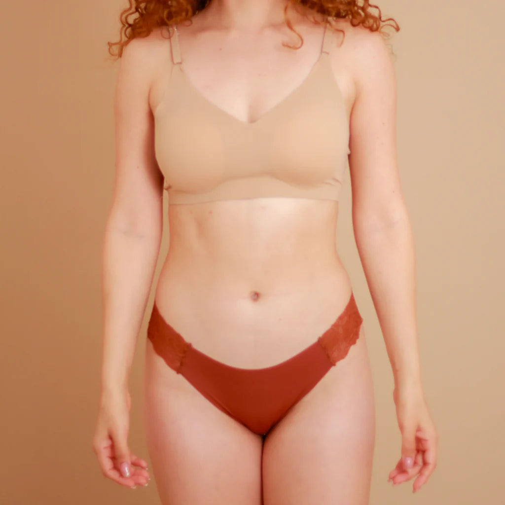 BRA TIRANTE DELGADO ESCOTE SEMI V